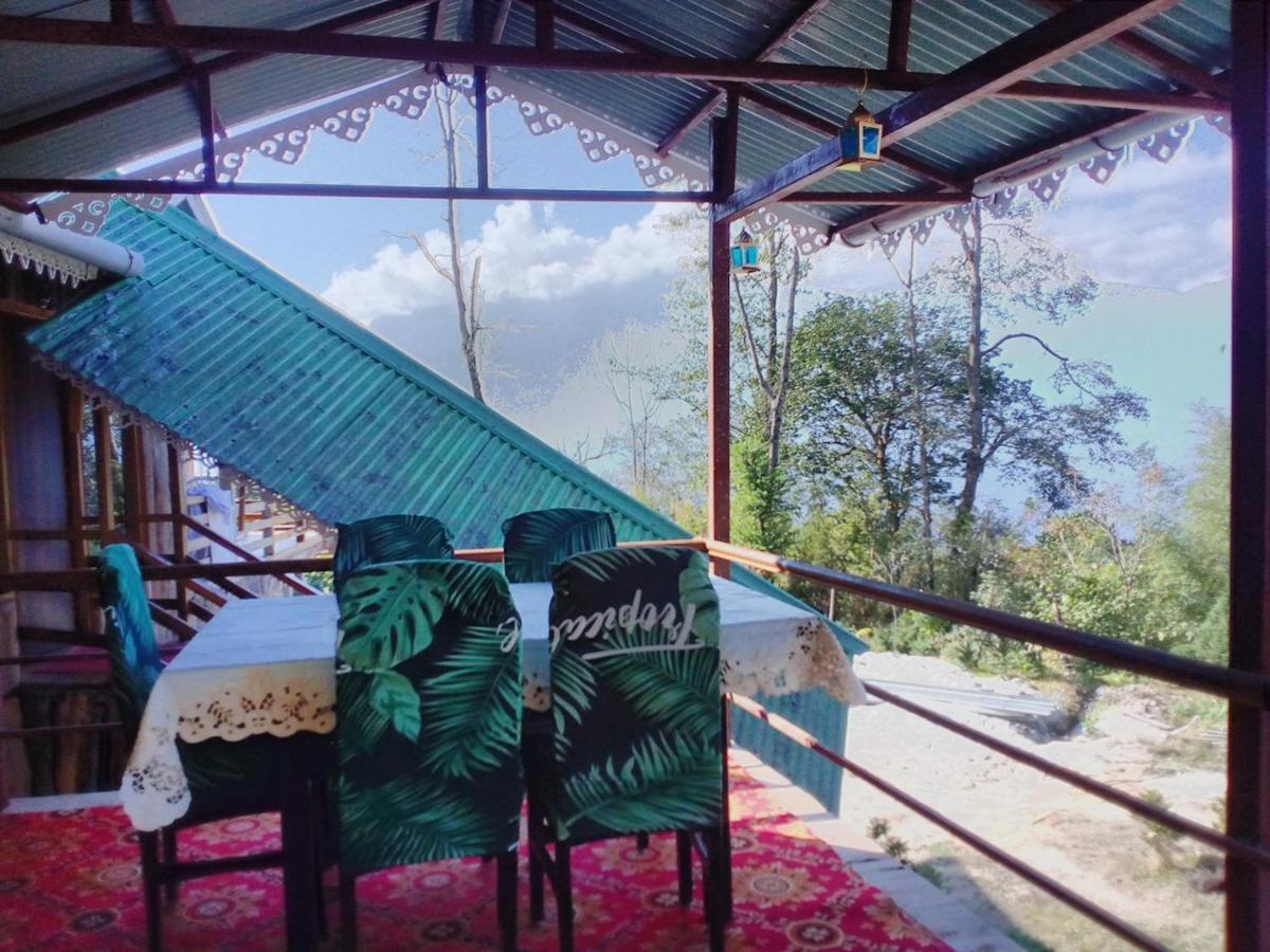 Log Cabin In The Woods Bed & Breakfast Gangtok Exterior photo