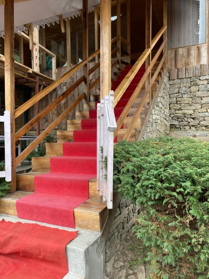 Log Cabin In The Woods Bed & Breakfast Gangtok Exterior photo
