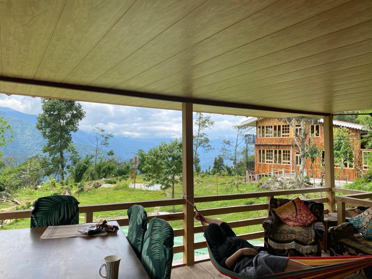 Log Cabin In The Woods Bed & Breakfast Gangtok Exterior photo