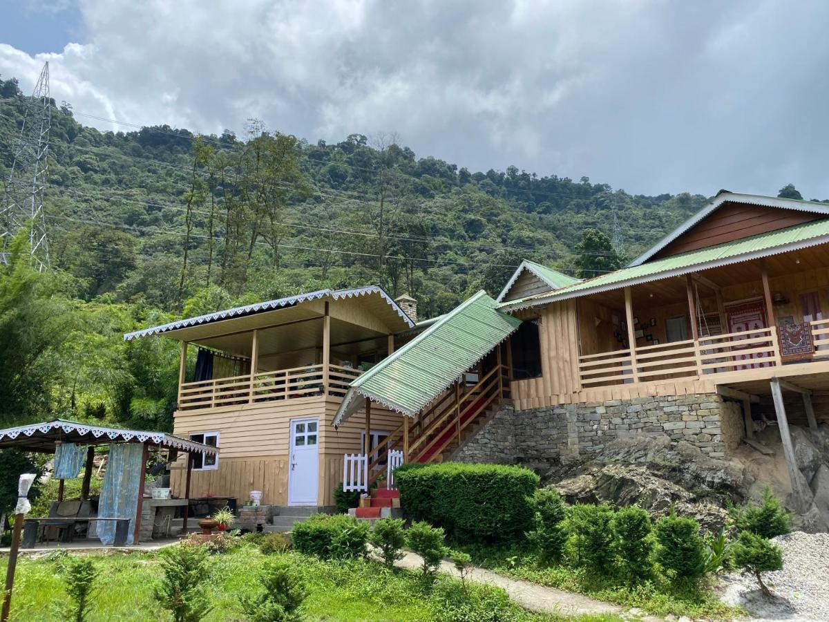 Log Cabin In The Woods Bed & Breakfast Gangtok Exterior photo