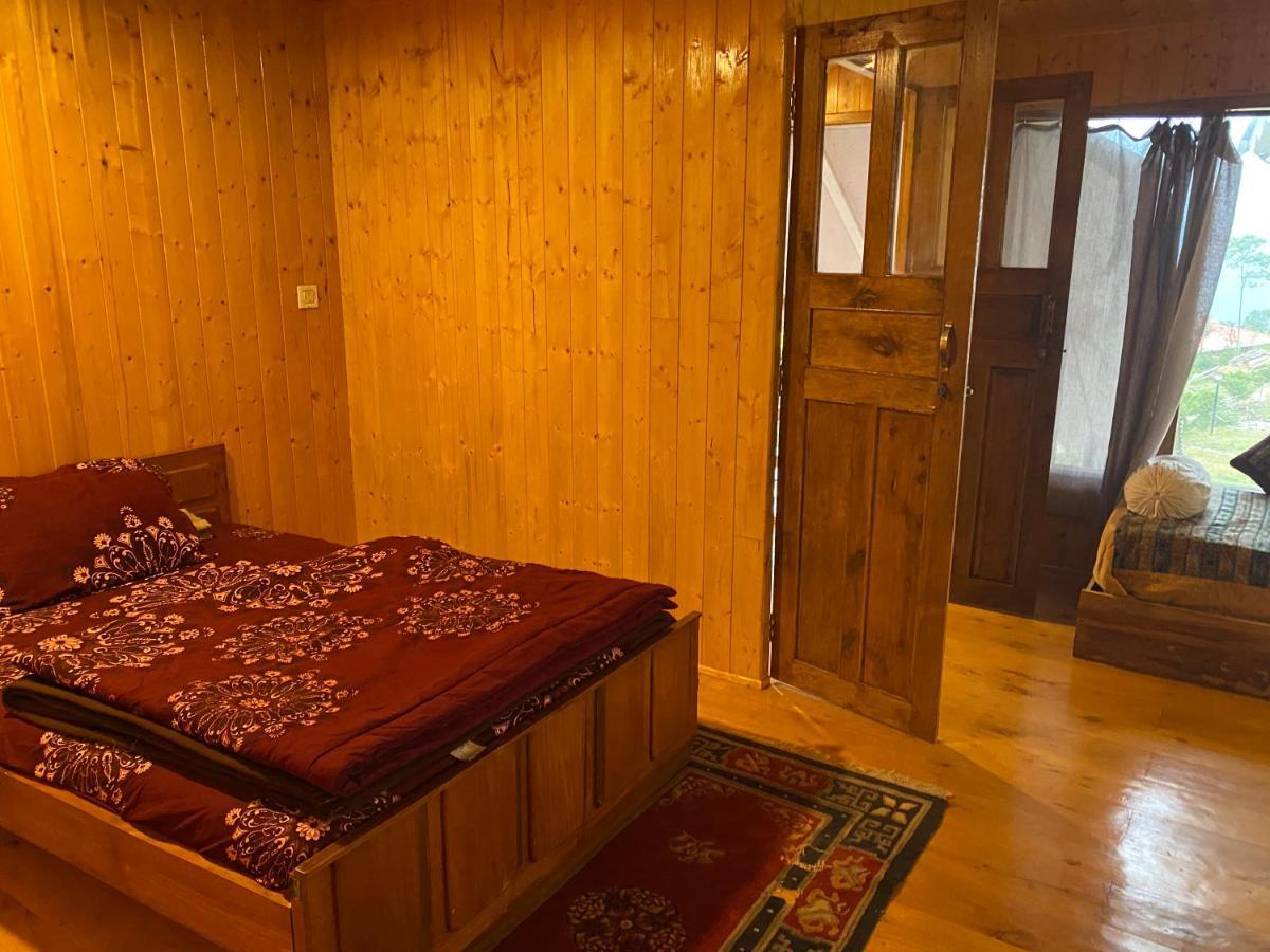 Log Cabin In The Woods Bed & Breakfast Gangtok Exterior photo